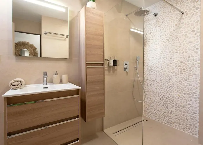 Coqueto Junto A La Playa By Rent Me Appartement Torremolinos